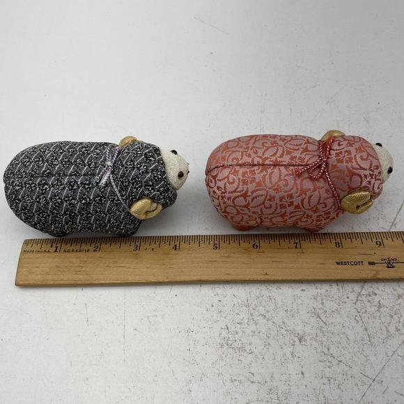 Lot of 2 Japanese Kimekomi Sheep Goat Ram Chinese Zodiac Figurine Doll 4.5" - Picture 12 of 13